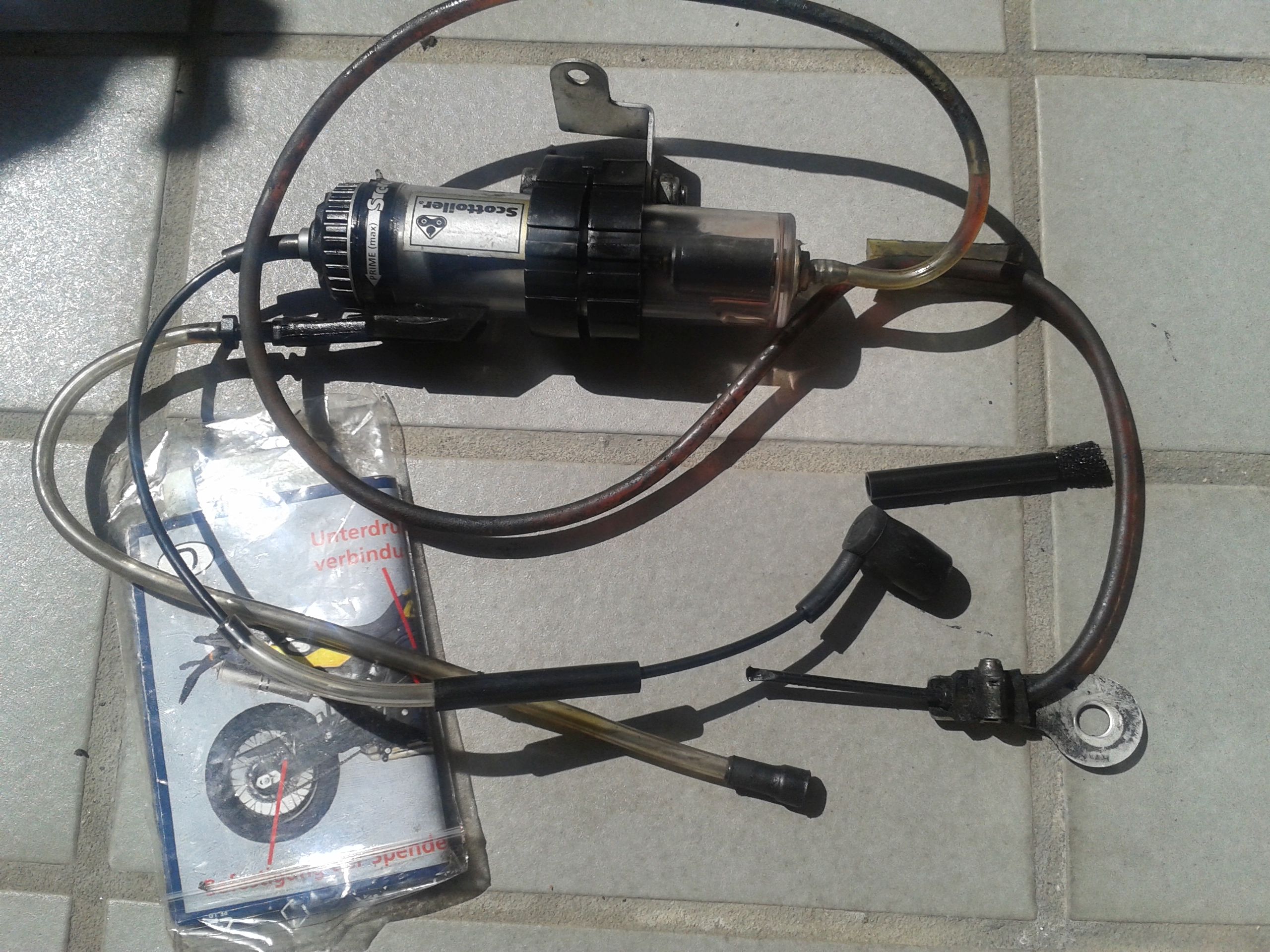 Scottoiler for bmw f650gs #4