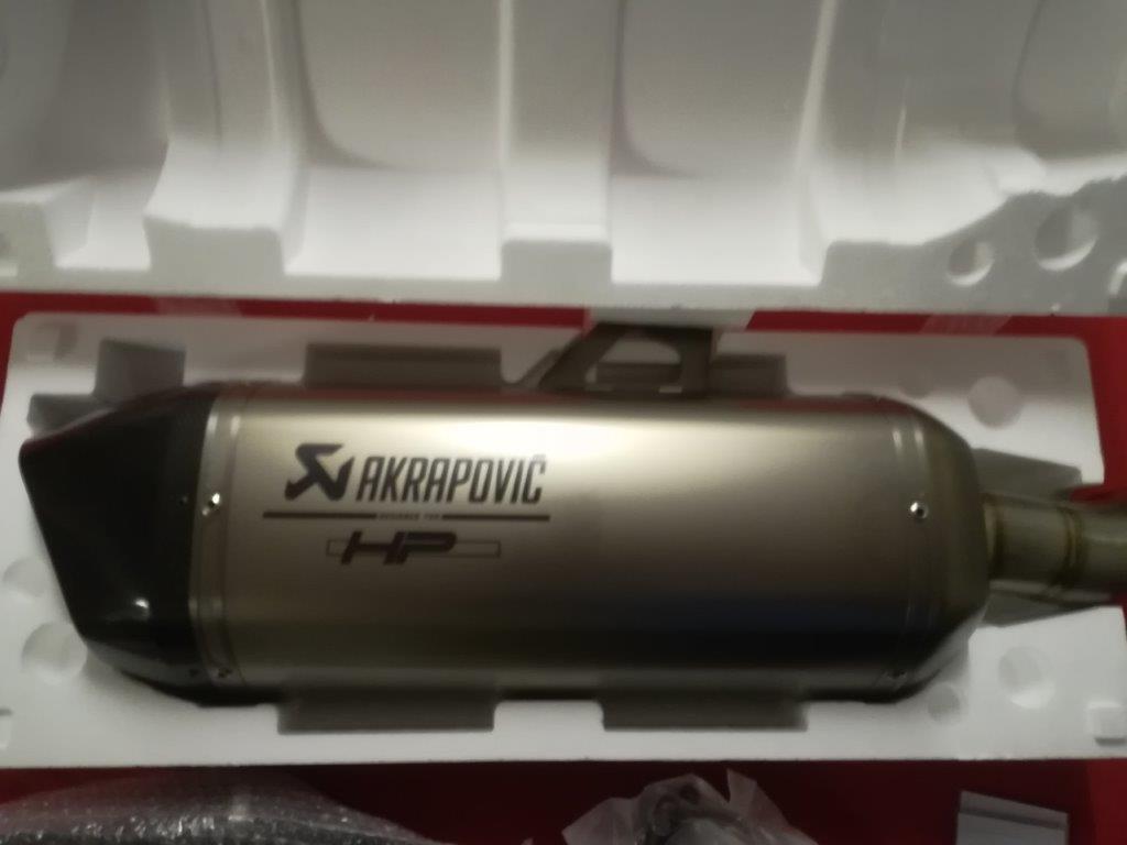 239482d1512589187-original-bmw-akrapovic-hp-schalldaempfer-euro-4-neu-fuer-r1200gs-lc-img_20171206_200330.jpg