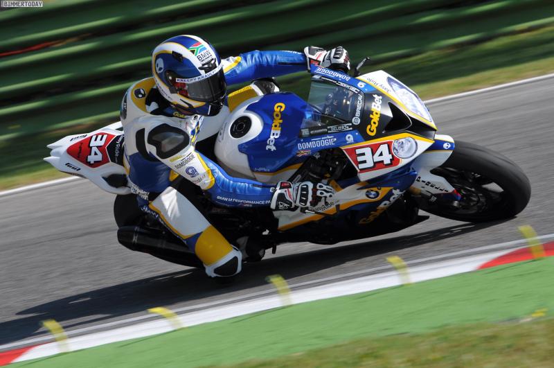 Klicke auf die Grafik für eine größere Ansicht
Name: BMW-Motorrad-Motorsport-Superbike-WM-2013-GoldBet-SBK-Ausstieg-10.jpg
Hits: 211
Größe: 66,6 KB
ID: 111321