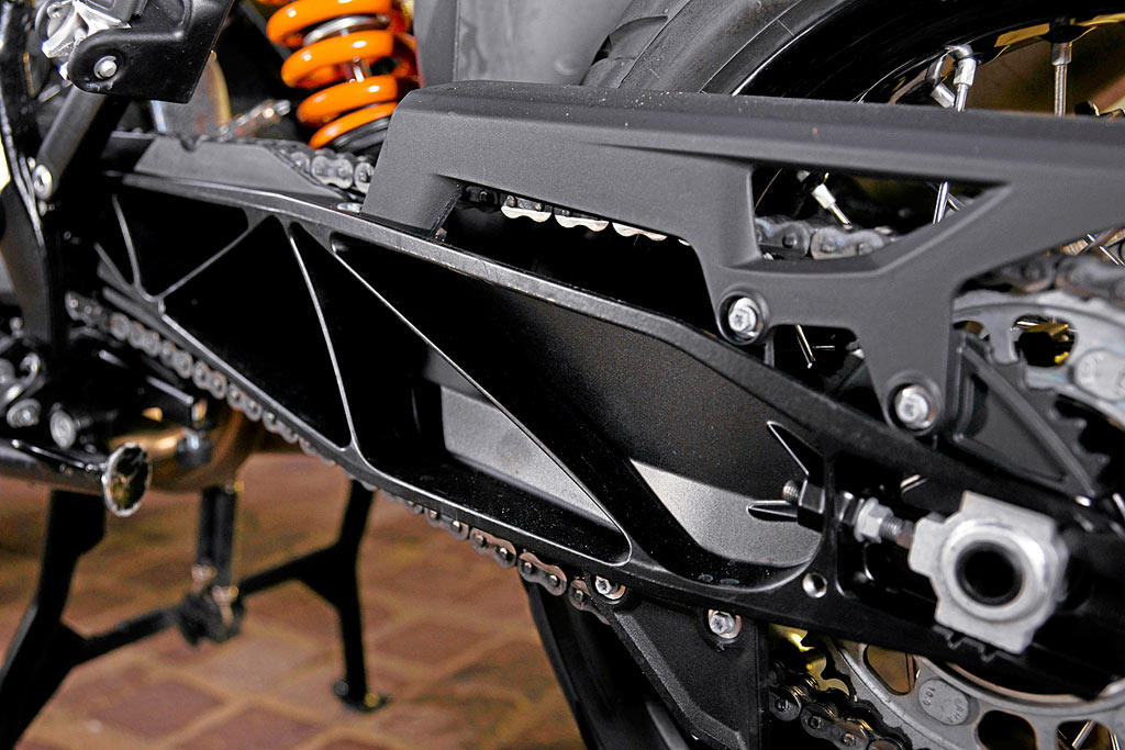 ktm_1190_adventure_schwinge.jpg