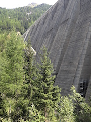 staumauer.jpg