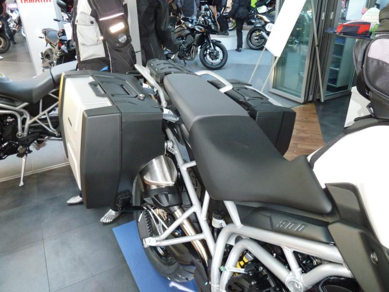 Triumph Tiger 800 Xc Seite 25