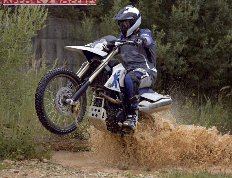 Klicke auf die Grafik für eine größere Ansicht
Name: 2007_BMW_G650X_Challenge.jpg
Hits: 273
Größe: 93,8 KB
ID: 76401