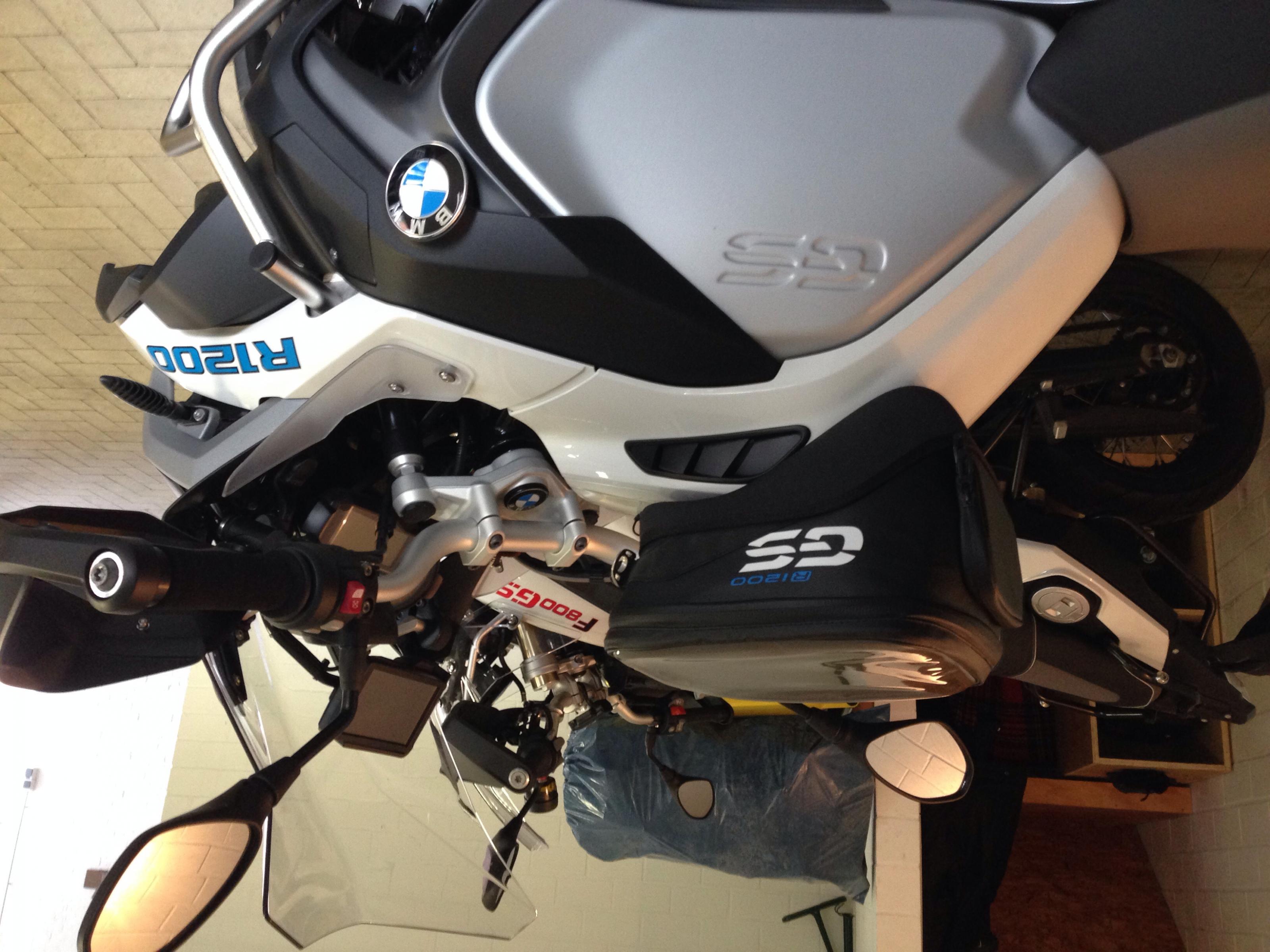 Bmw 1200 gs tank slapper #2