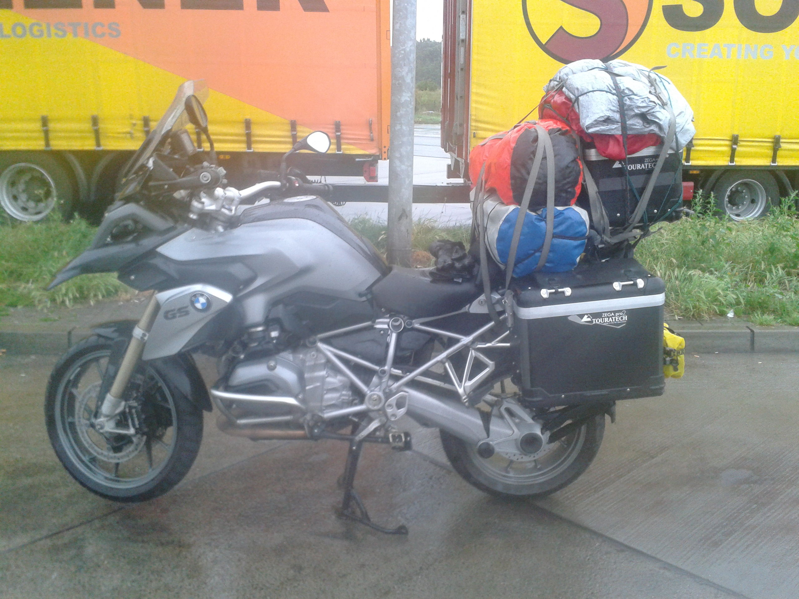 r1200gs-lc.jpg