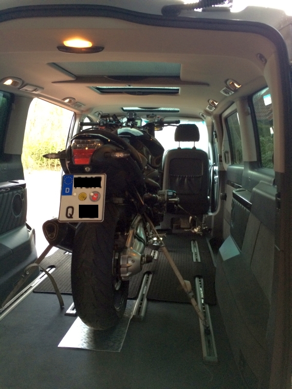 r12r-viano_2015-04-02_04.jpg
