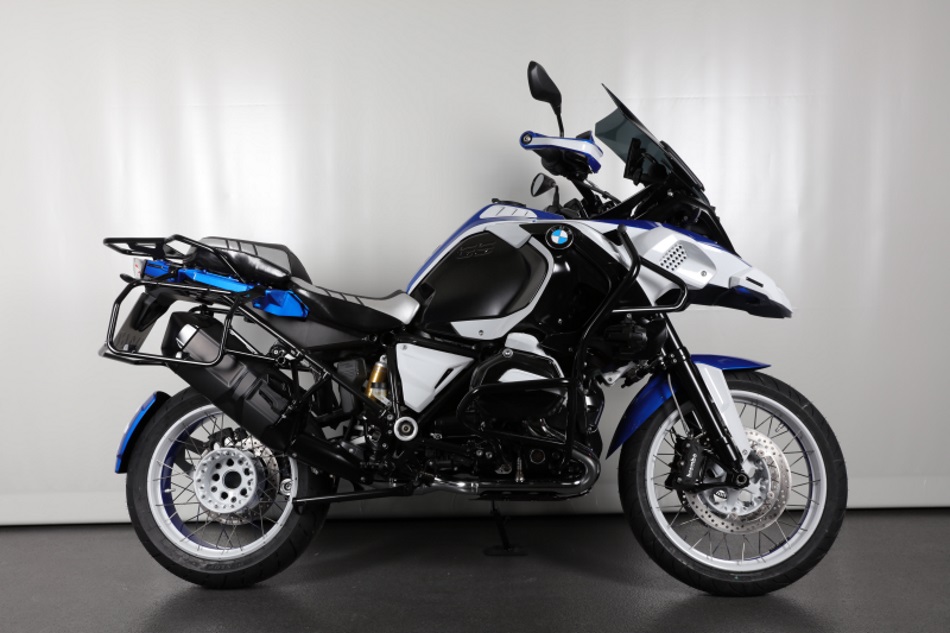 Klicke auf die Grafik für eine größere Ansicht
Name: R1200 GS ADV Torsten-193-2.jpg
Hits: 1186
Größe: 145,3 KB
ID: 194479