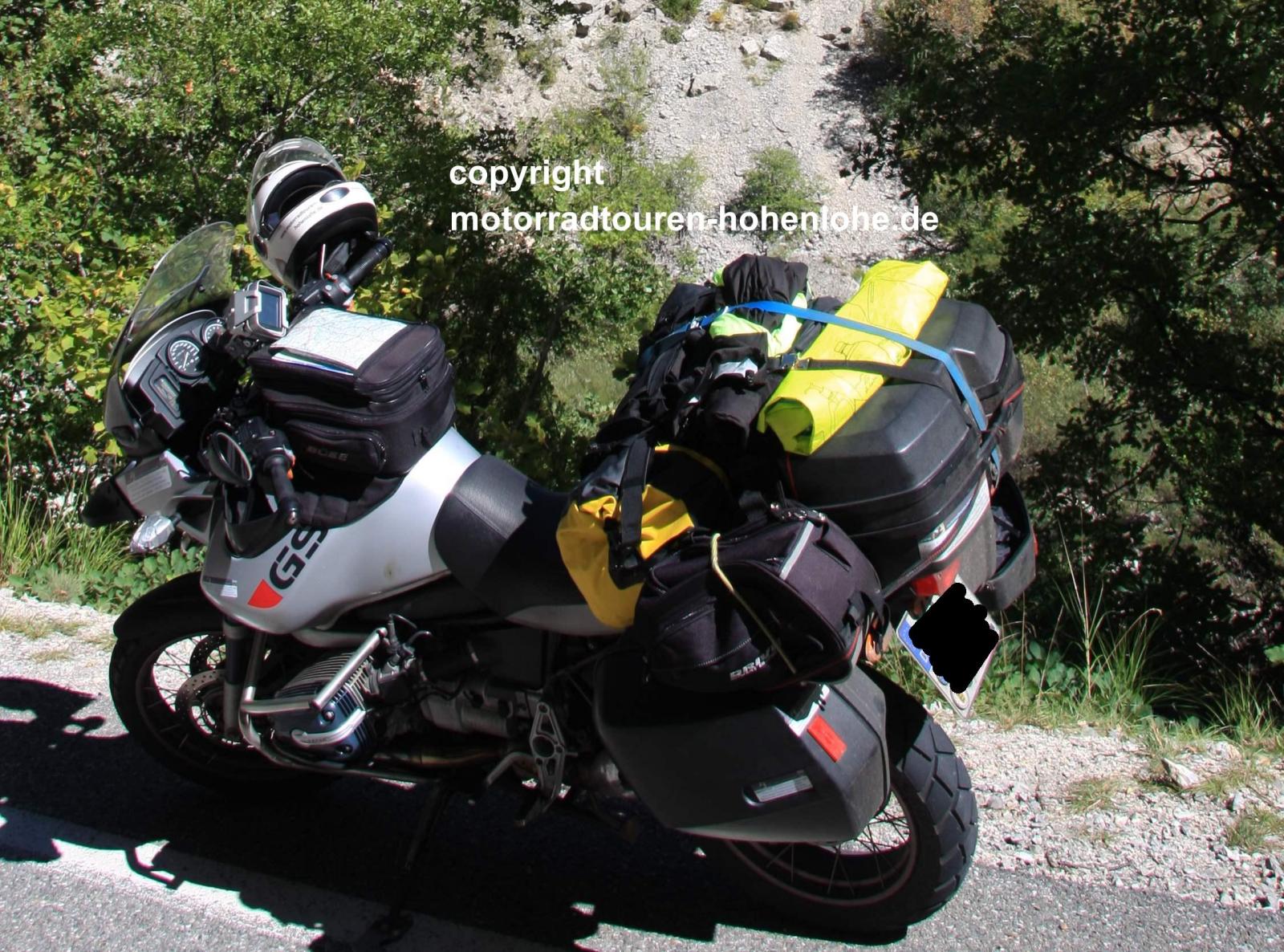 adv-vollbepackt-ohne-nummernschild.jpg