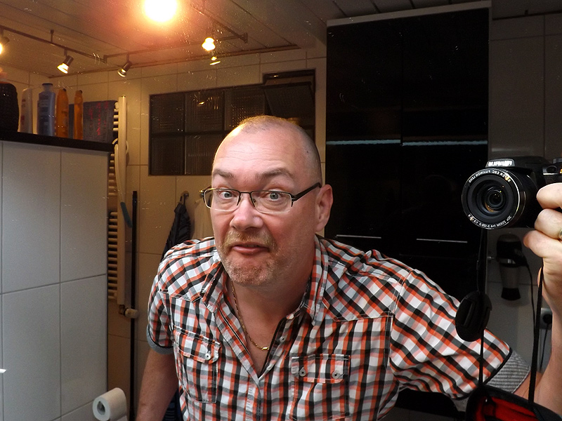Klicke auf die Grafik für eine größere Ansicht
Name: ...........jpg
Hits: 655
Größe: 217,8 KB
ID: 154551