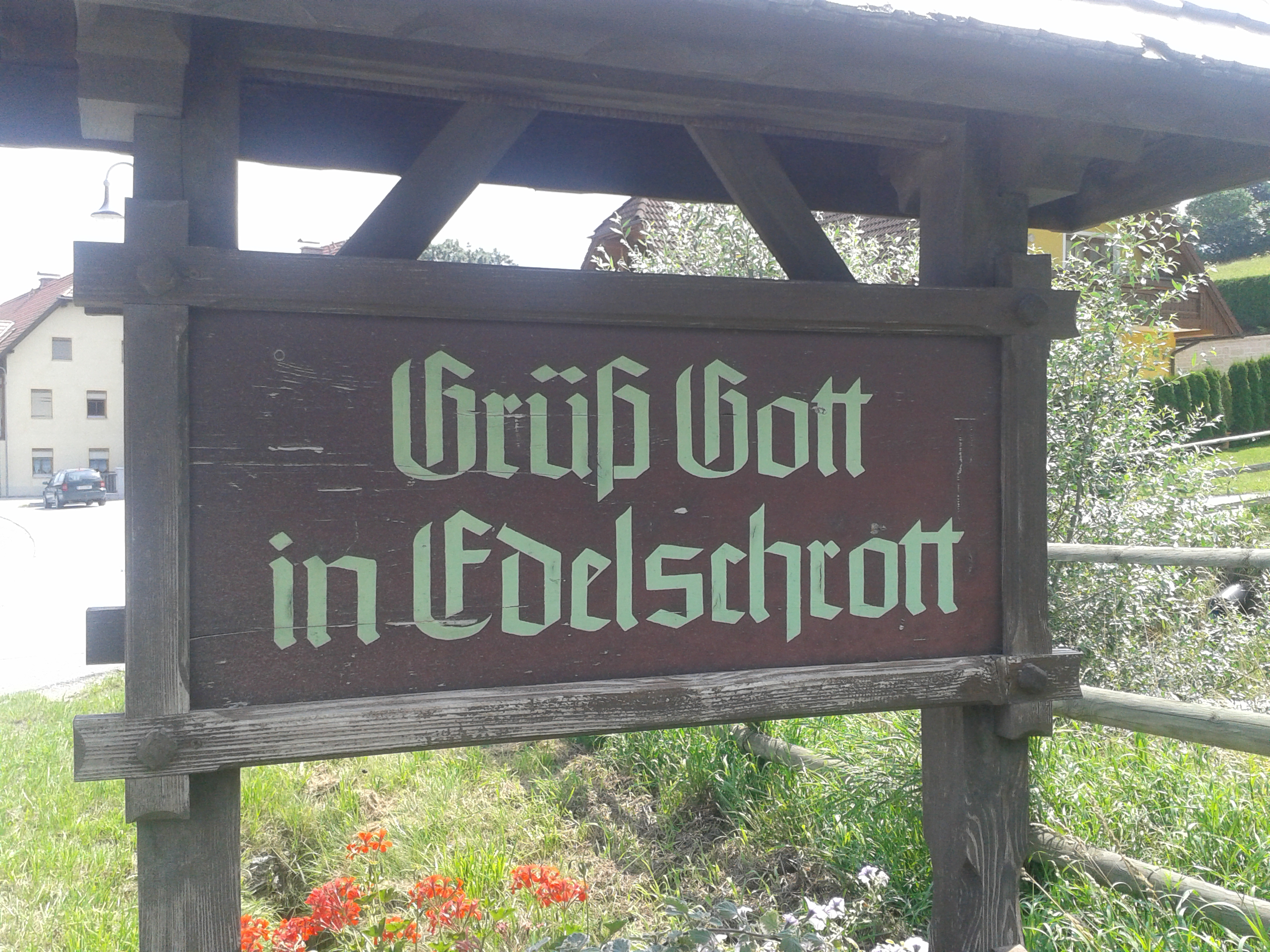 Klicke auf die Grafik für eine größere Ansicht
Name: Edelschrott.jpg
Hits: 211
Größe: 4,64 MB
ID: 171197