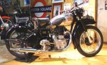 Royal_Enfield_350_cc_1949_00 .jpg