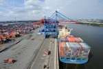 0020-6092_hhla-container-terminal-altenwerder.jpg