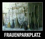 Frauenparkplatz!!.jpg