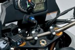 340_Suzuki-V-Strom-1000_Zigarettenanschluss-USB-12-Volt-DC.jpg