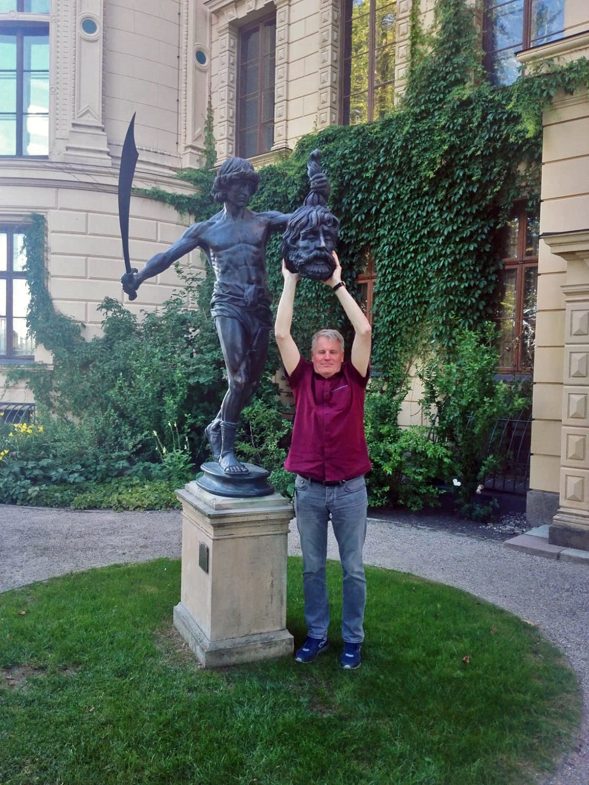 05 david erschlägt goliath.jpg