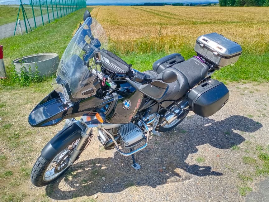 104475795_312637263230095_419625955751091743_n copy.jpg