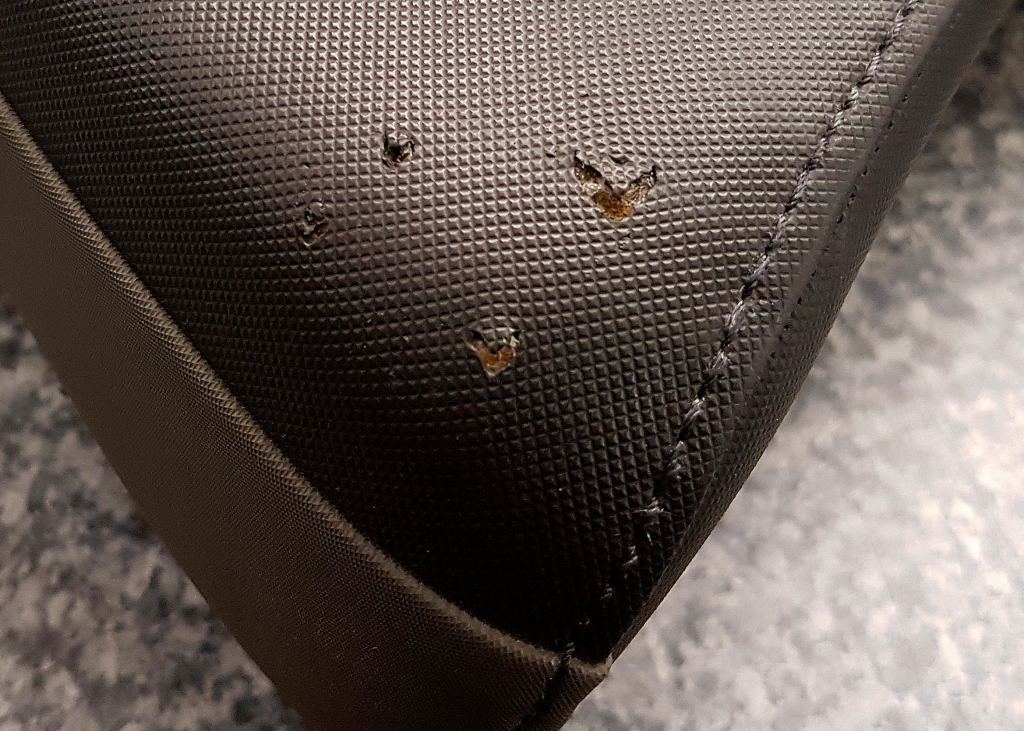 1200 GSA Sitzbank sw-gr - 7.JPG