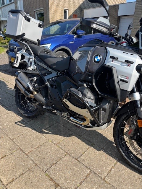 1300GSA_8.jpg