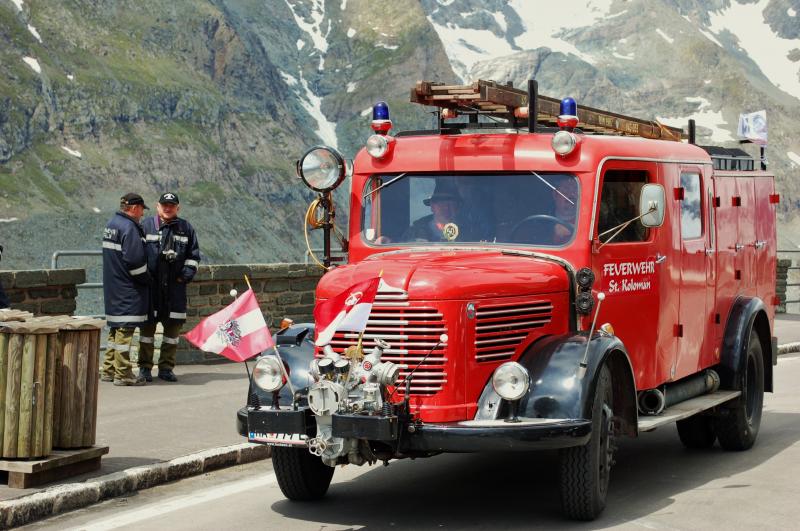 18 Oldtimer auf Großglockner.jpg