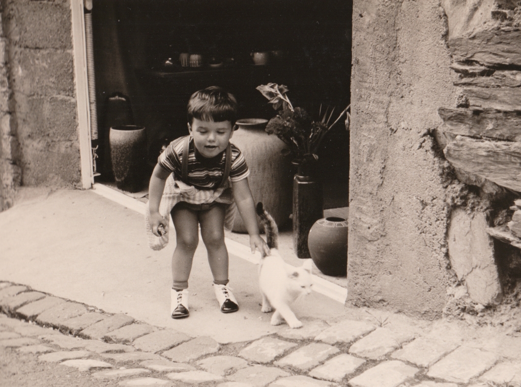 1968_0012.jpg
