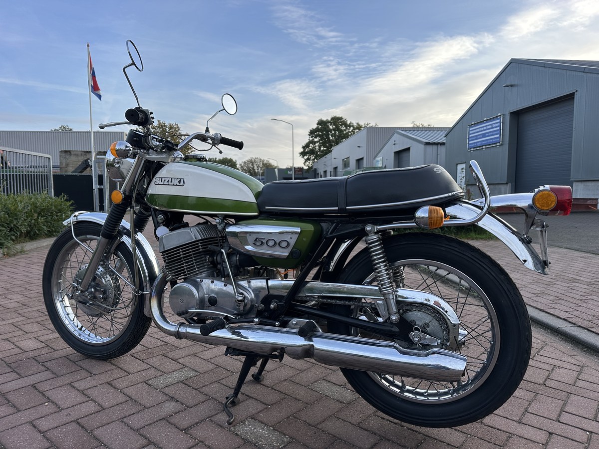 1972-suzuki-t500-68fc4c1b05b74.jpeg