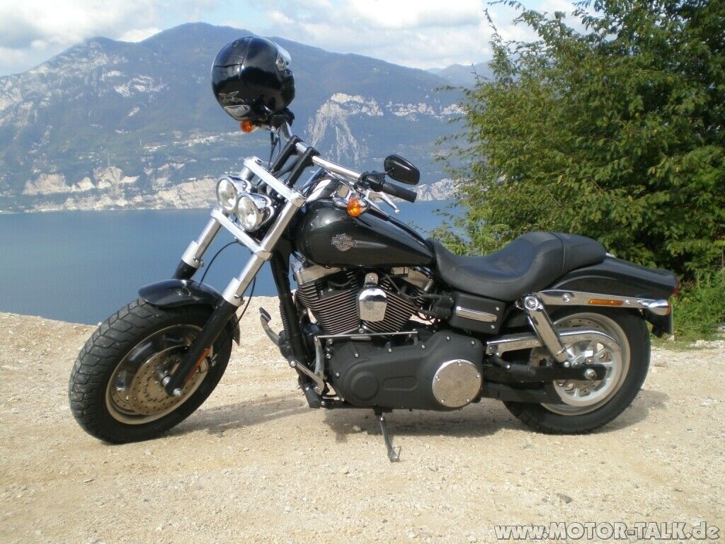 2008_Italien_Gardasee_Via_del_Sole_visavis_nördlich Gargnano.jpg