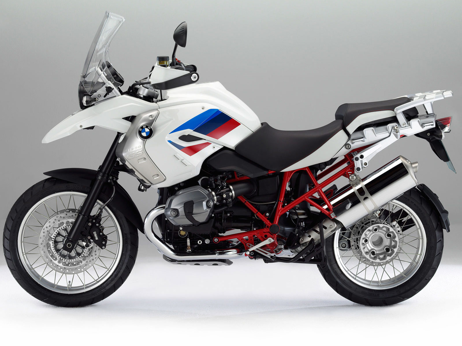 2012_BMW-R1200GS-Rallye_bmw-desktop-wallpapers_2.jpg