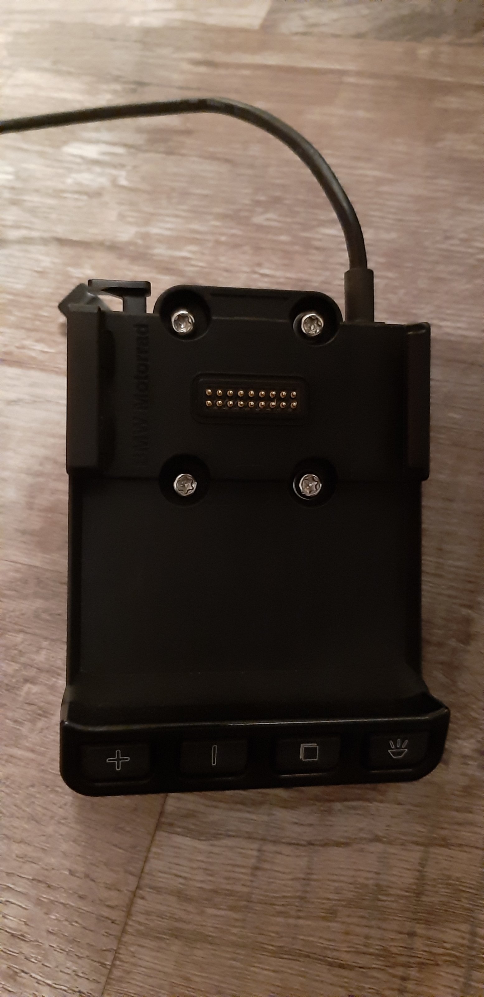 Erledigt Mount Cradle für Navigator IV, V und VI