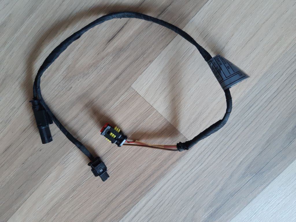 Erledigt - BMW Y-Kabel (Anschlusskabel ) für 2. Steckdose oder