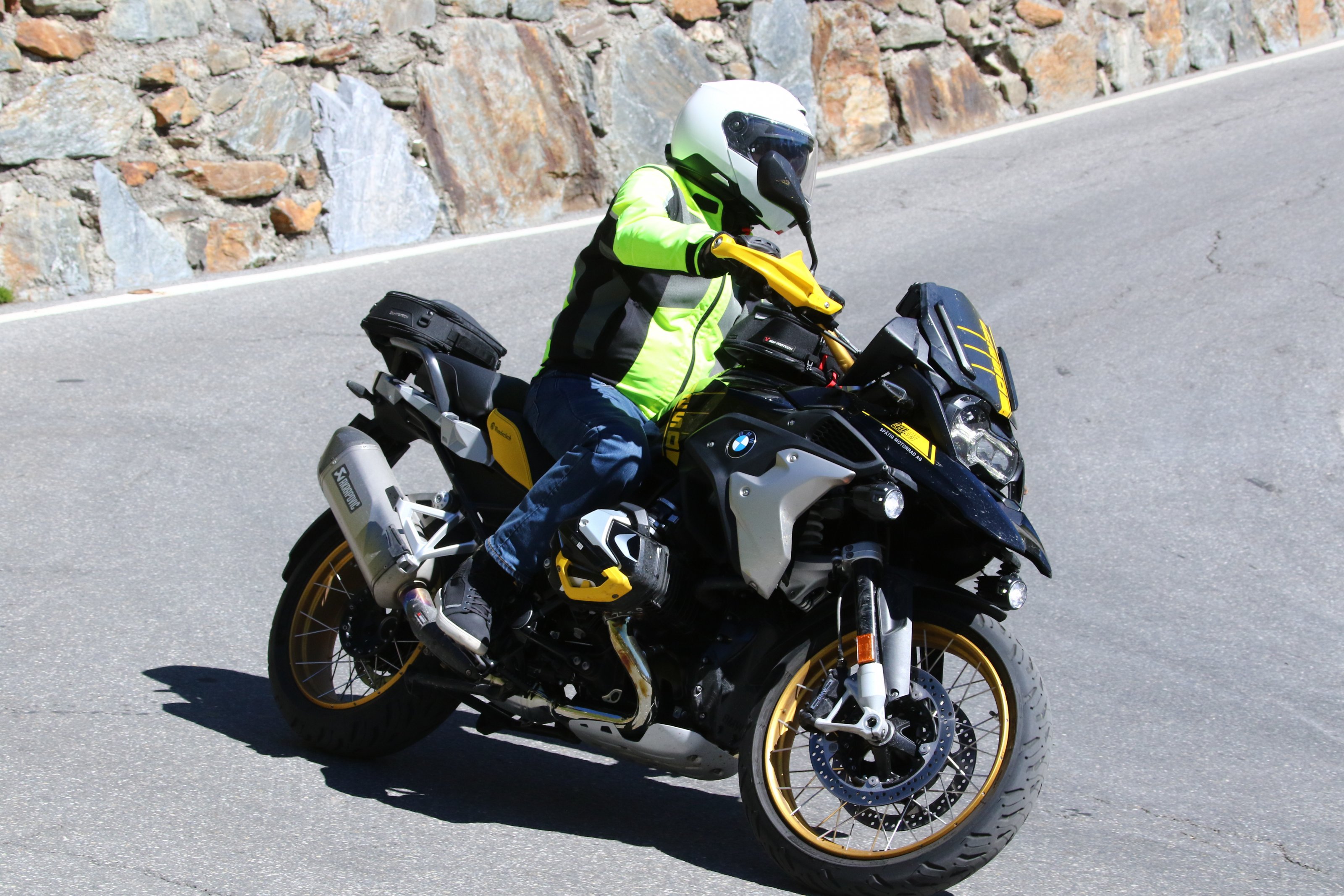 2022-jun-14-stelvio-1-1030-1100-IMG_2033.JPG