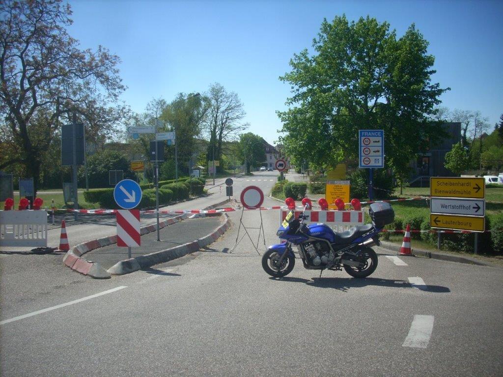 20D6828M.jpg