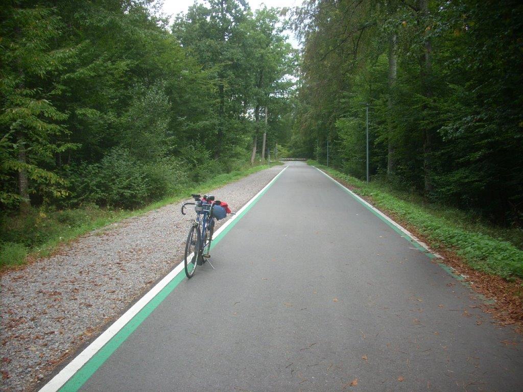 20D7629M.jpg