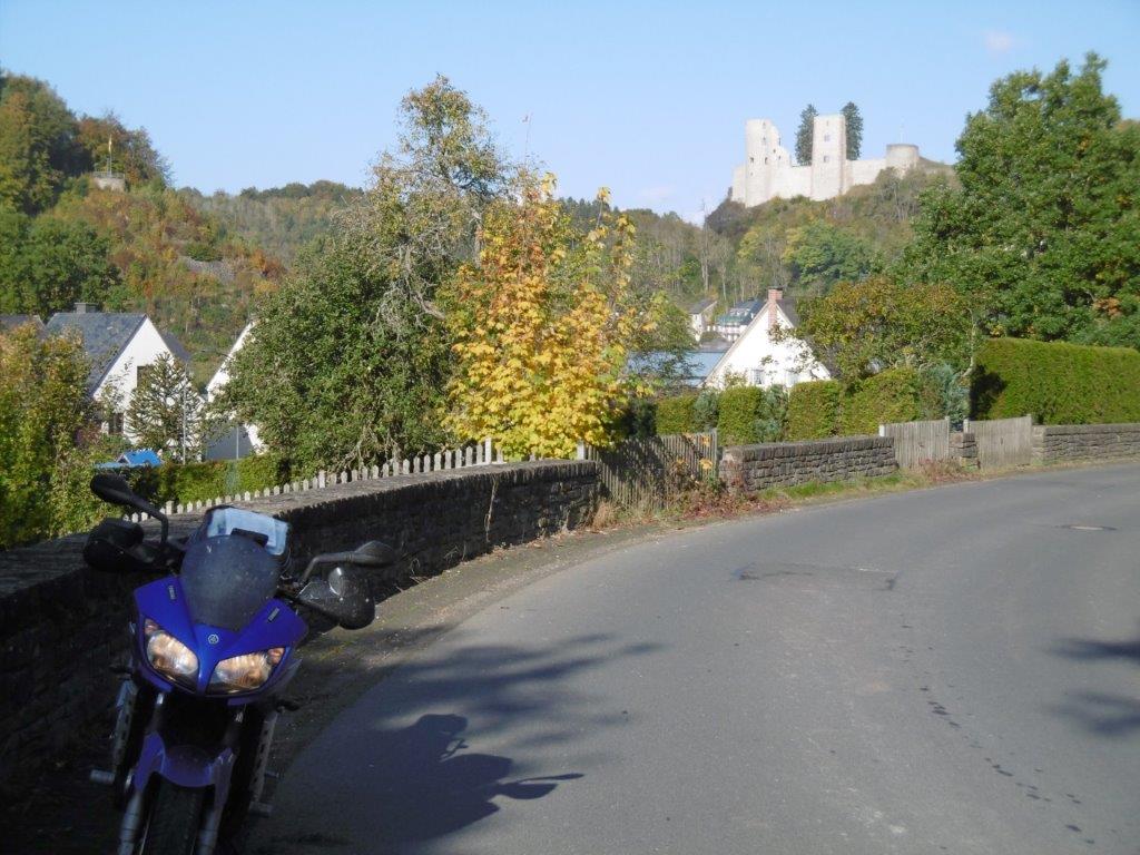 21D2045M.jpg