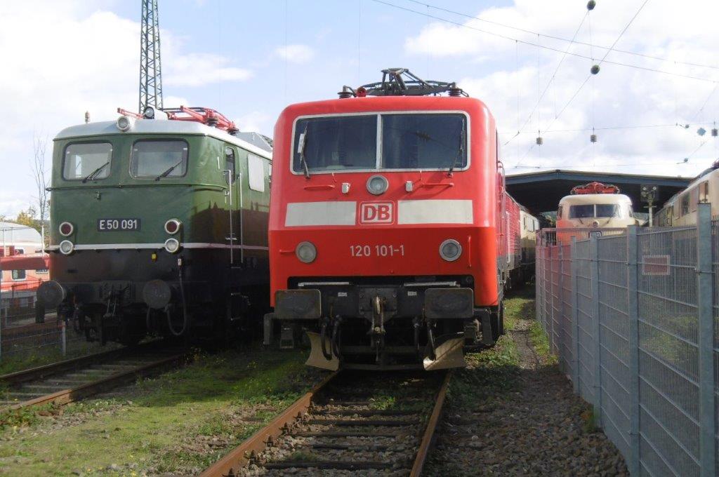 22D4657M.jpg