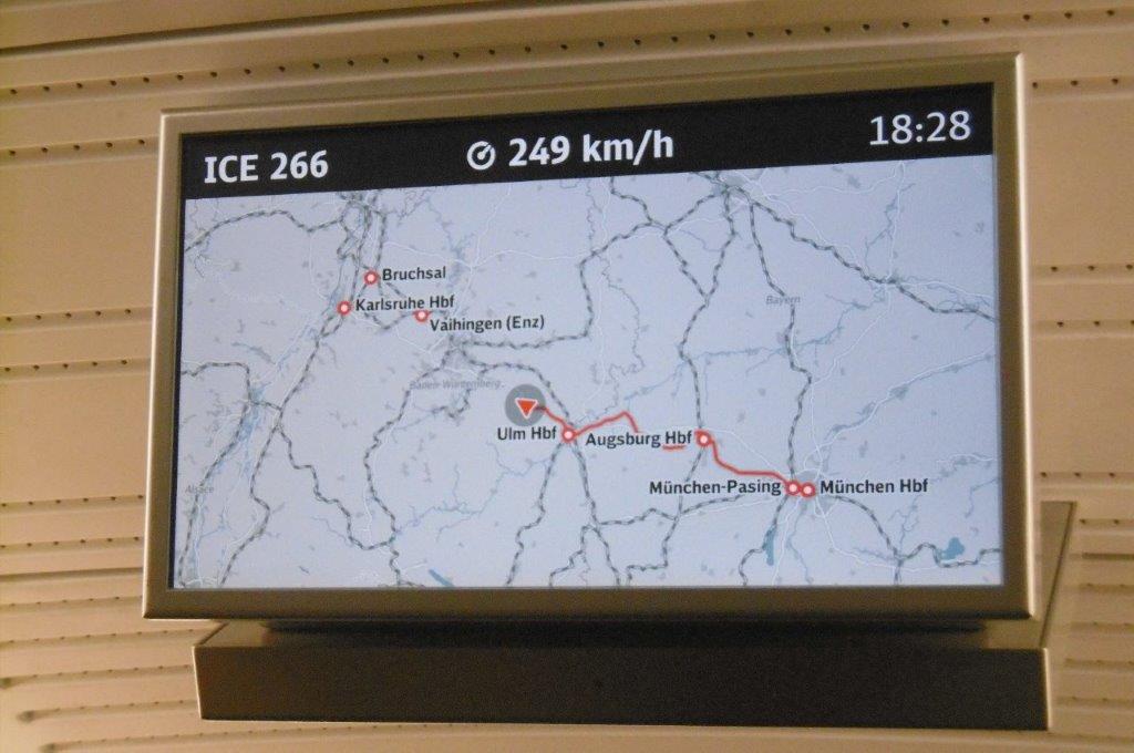 23D5651M.jpg