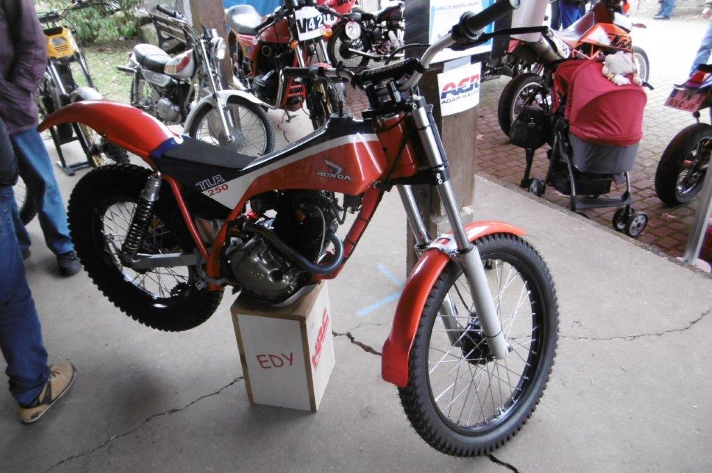 24D9024M.jpg