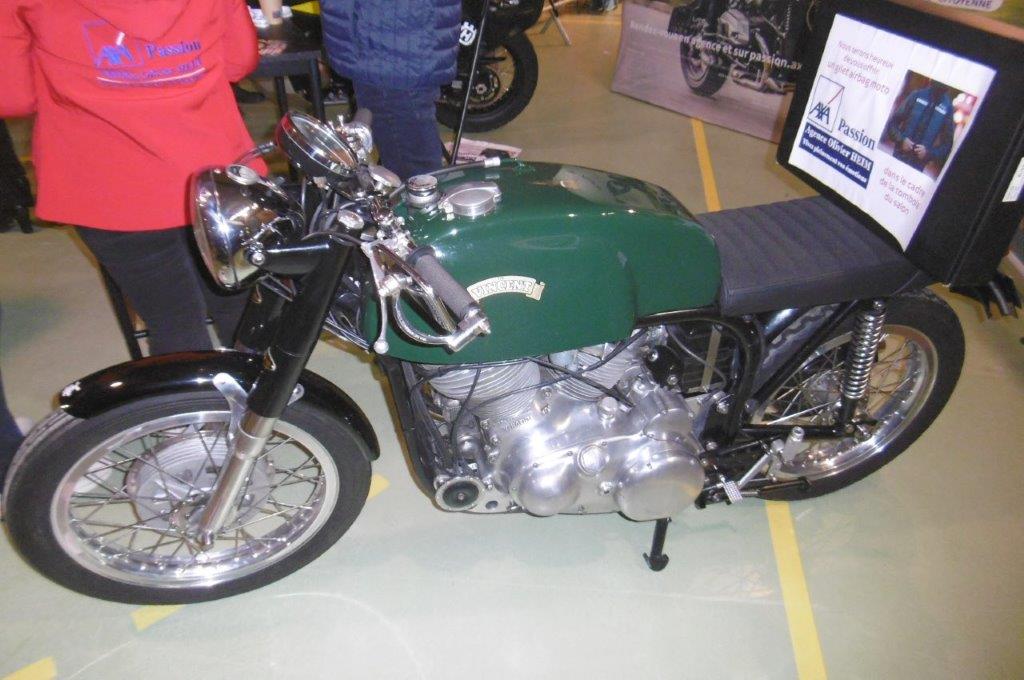 24D9047M.jpg