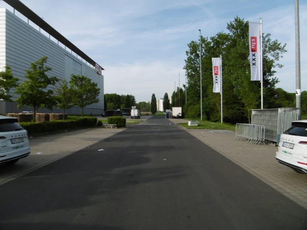 24DA395M.jpg
