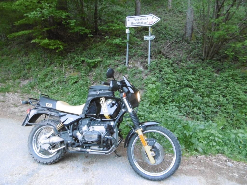 25D4162M.jpg