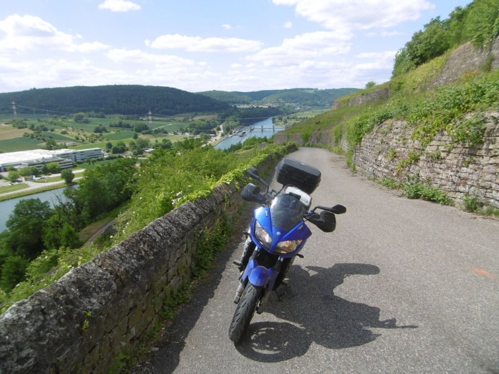 25D4297M.jpg
