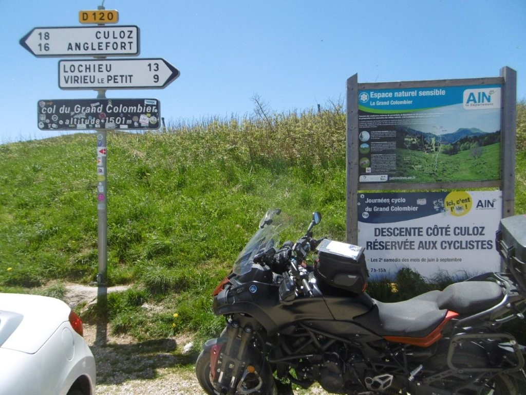 25D4524M.jpg