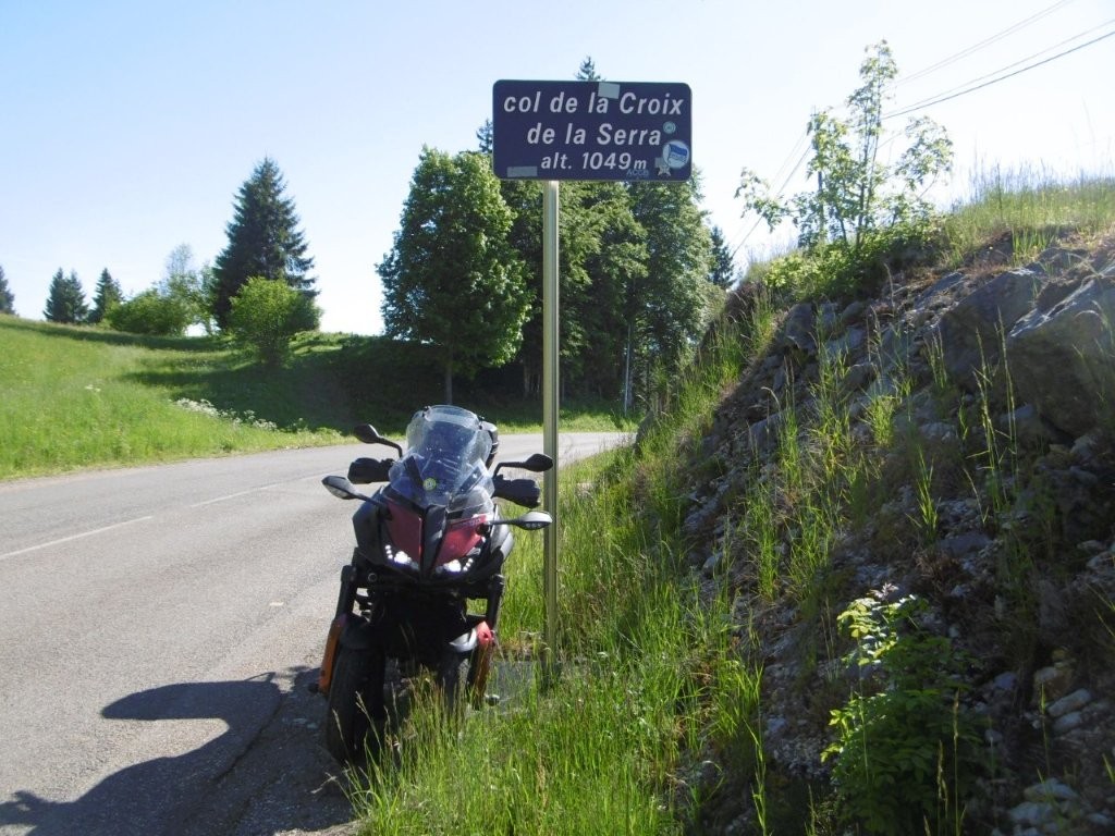 25D4543M.jpg