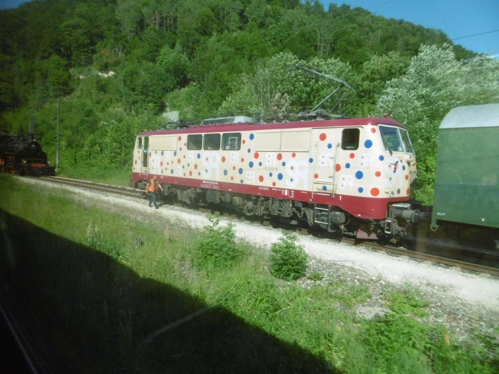 25D4981M.jpg