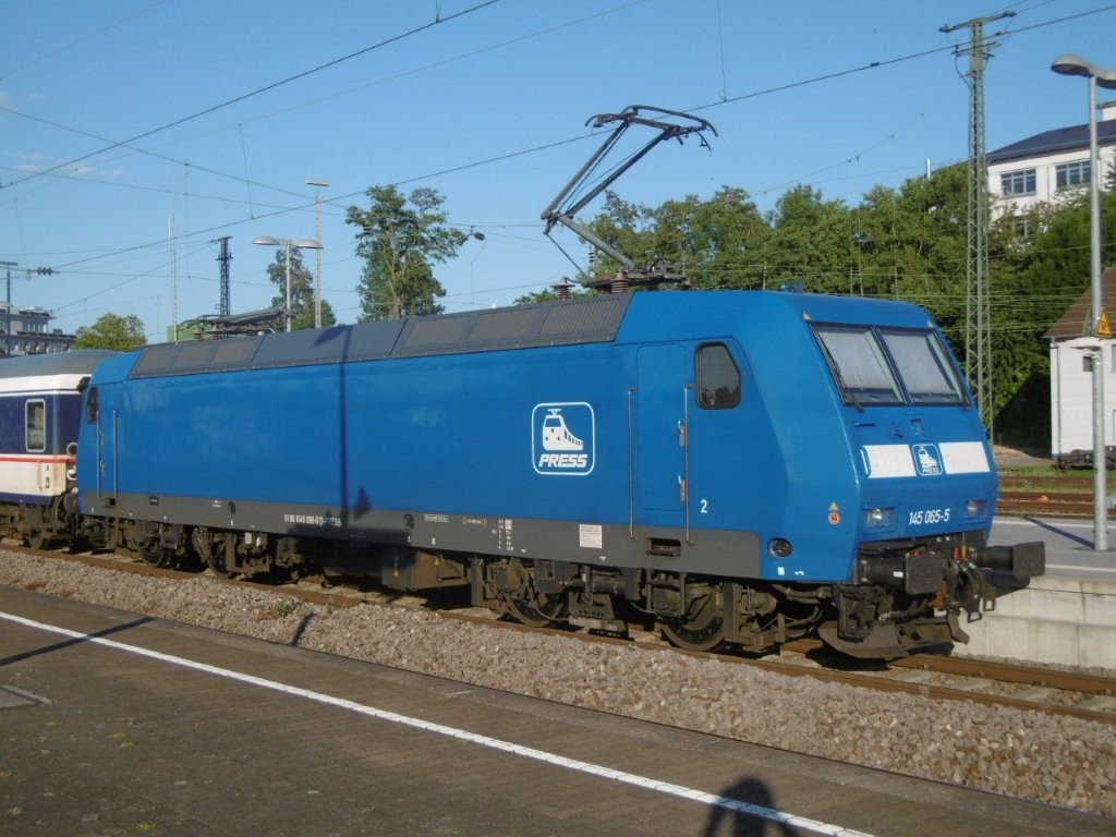 25D5006M.jpg