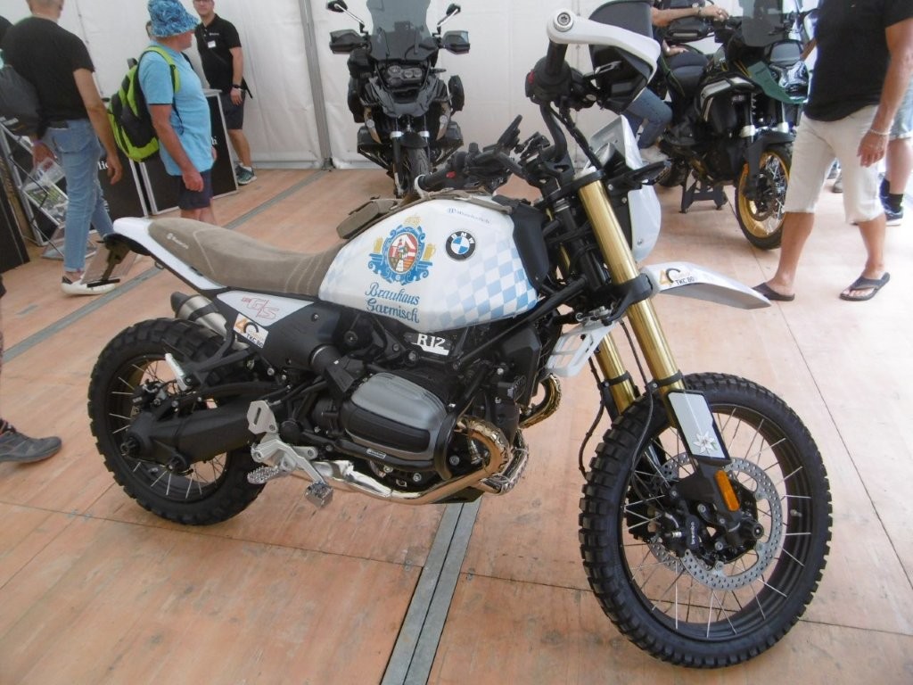 25D5063M.jpg