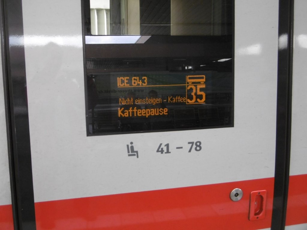 25D5138M.jpg
