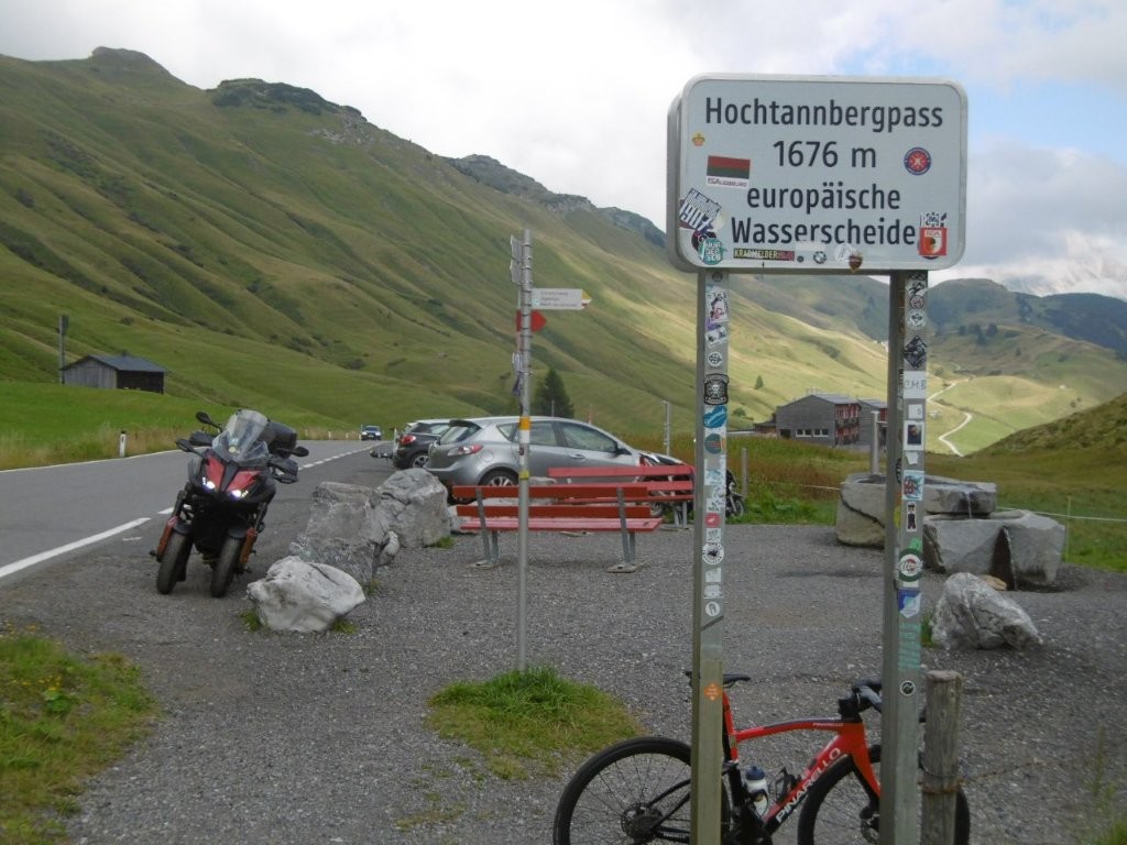 25D5655M.jpg