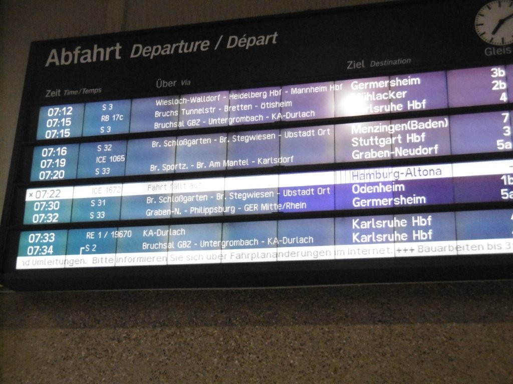 25D6618M.jpg