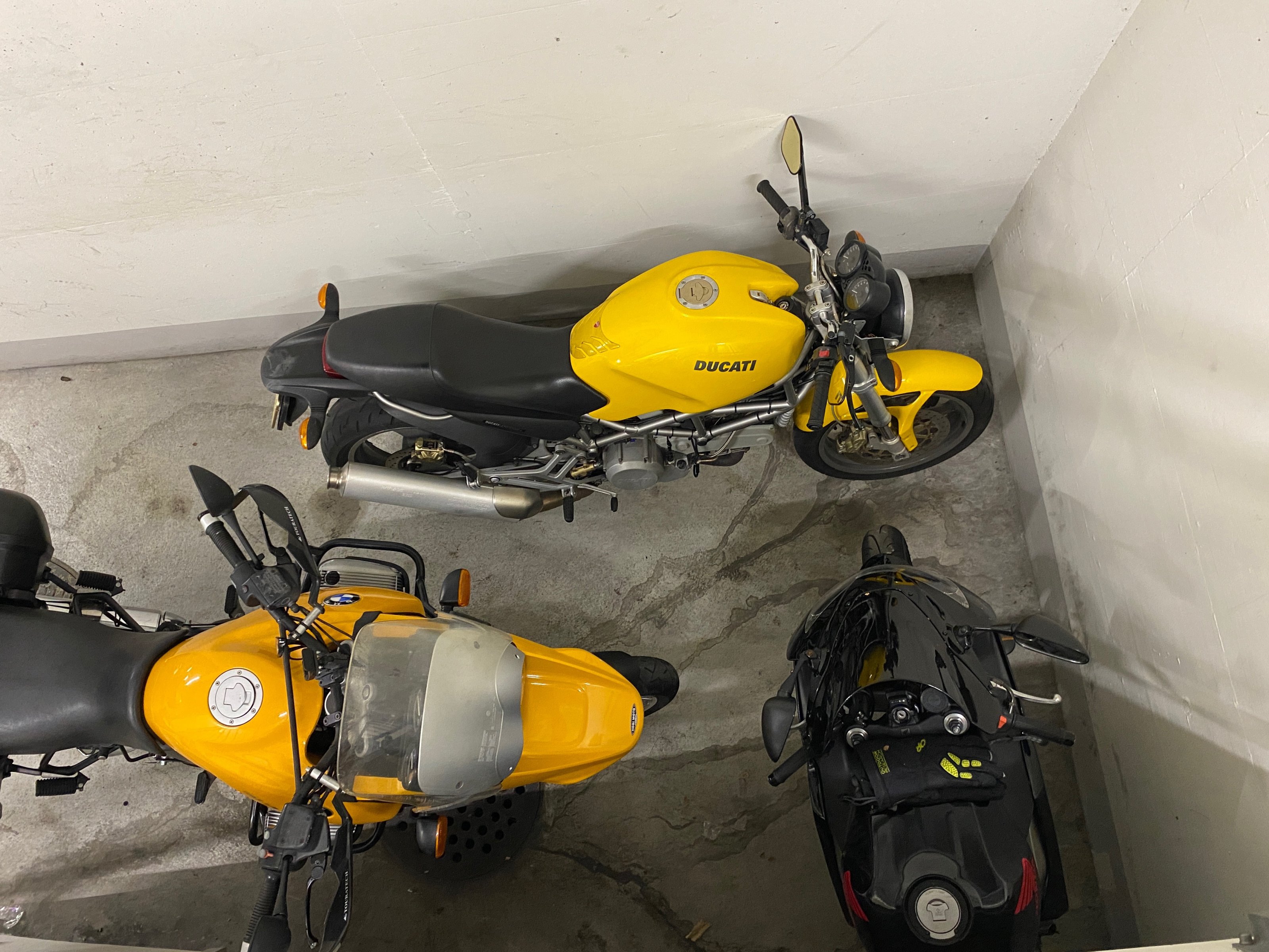 3Motos.jpeg