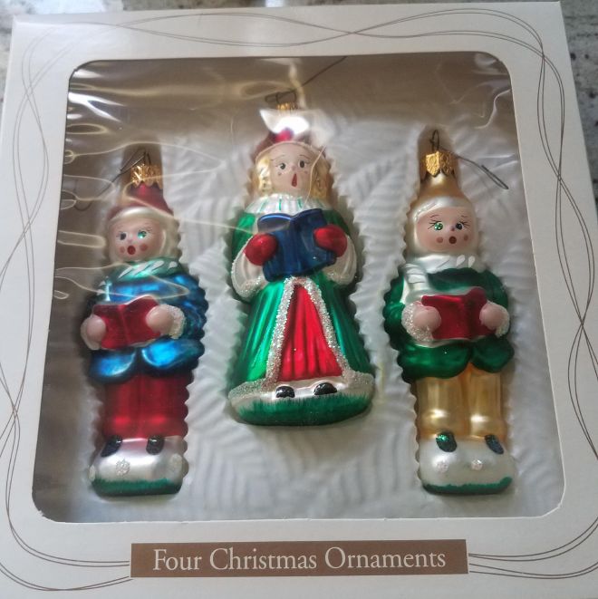 4ornaments.jpg